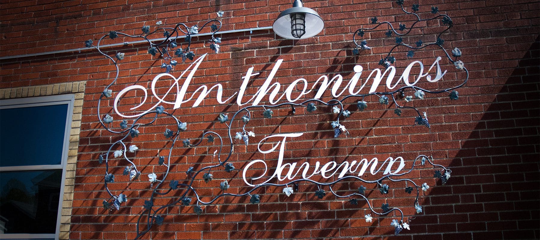 Anthonino's Sign - Distinctive signage of Anthonino's